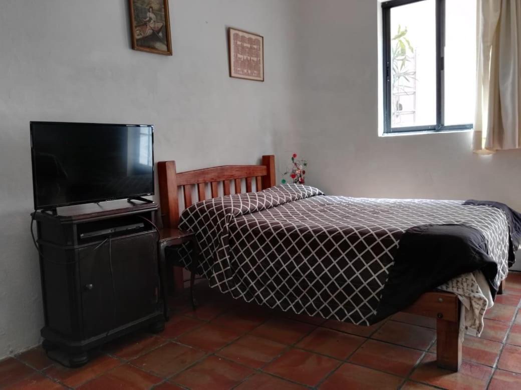 Olga Querida B&B Hostal Guadalajara Esterno foto