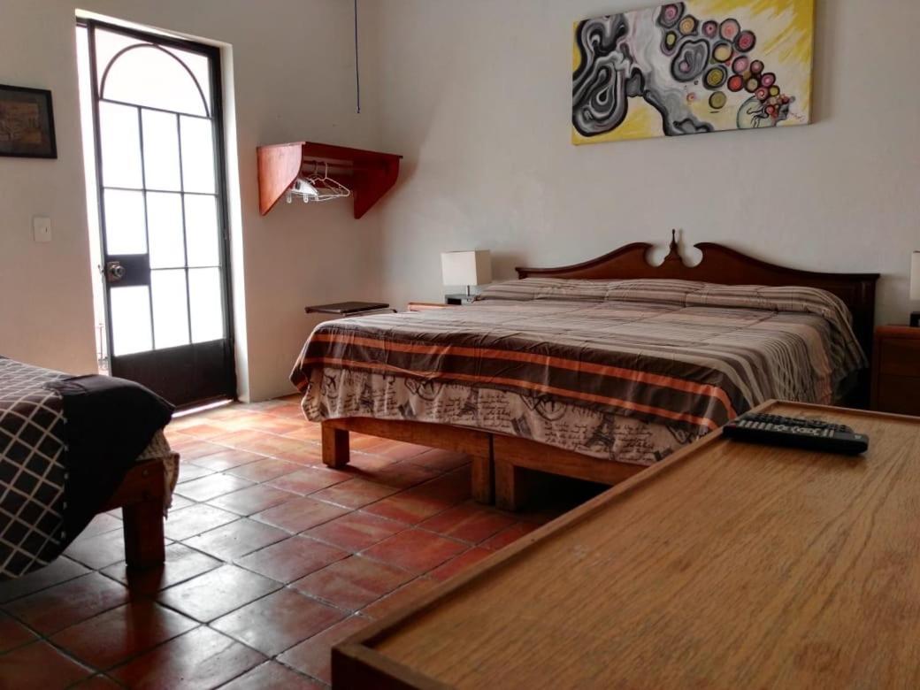 Olga Querida B&B Hostal Guadalajara Esterno foto